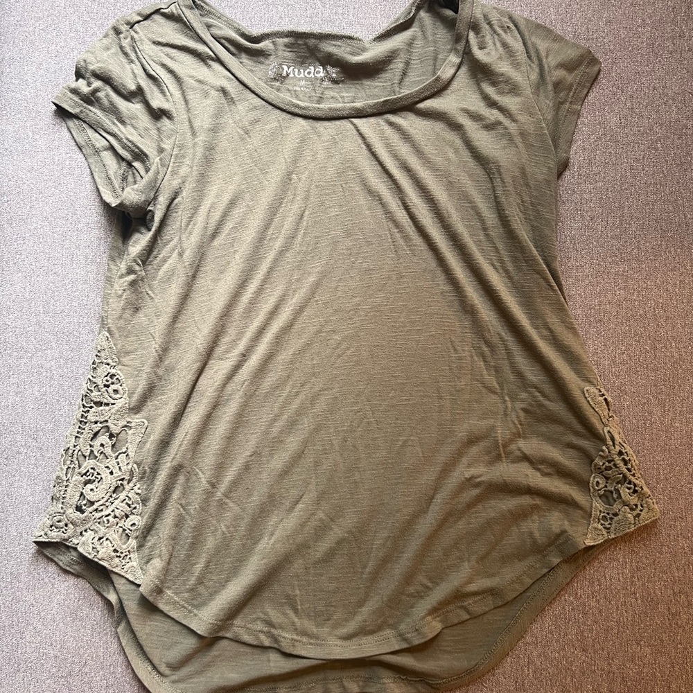 Mudd Green Short Sleeve Tee with Side Lace